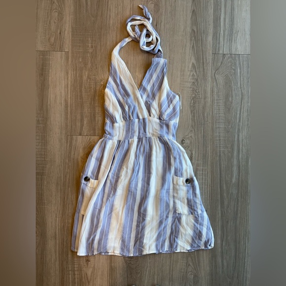 American Eagle Outfitters Dresses & Skirts - American Eagle Striped Halter Dress